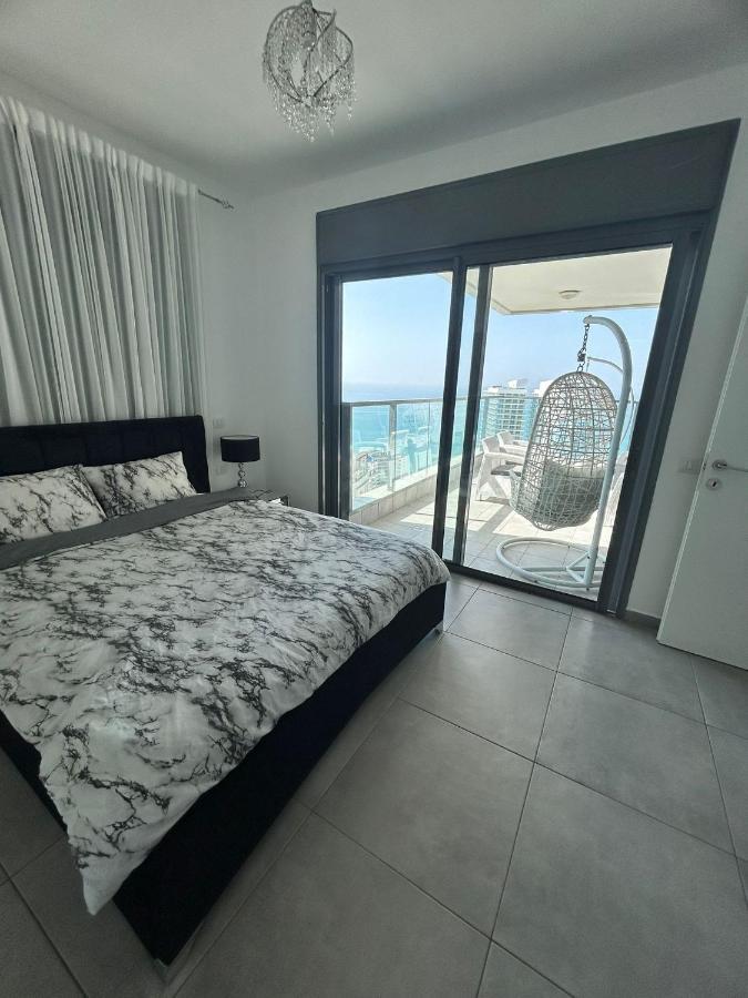 Panorama Apartment " City Garden " بات يام المظهر الخارجي الصورة